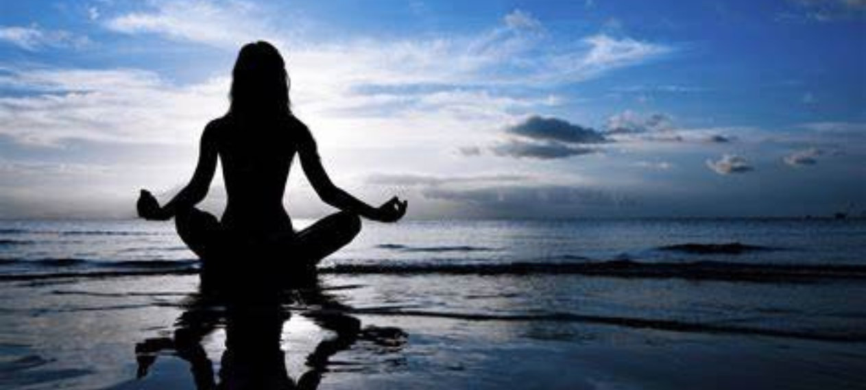 The Recuperating Force of Yoga: Investigating its Advantages for Psyche, Body, and Spirit