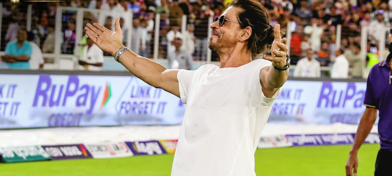 Shah Rukh Khan Discharged from Ahmedabad Hospital