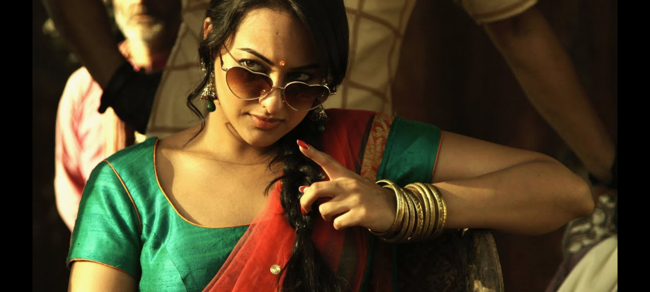 Sonakshi Sinha’s terrified look takes center stage in the new Kakuda poster