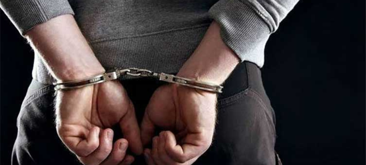 Drug Peddlers Arrested in Karachi
